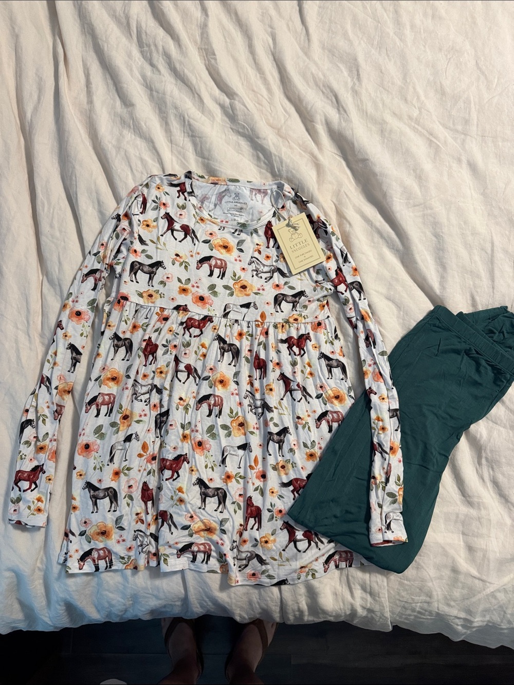 Little Snuggles/ Charlie’s Project Bamboo tunic with matching green pants